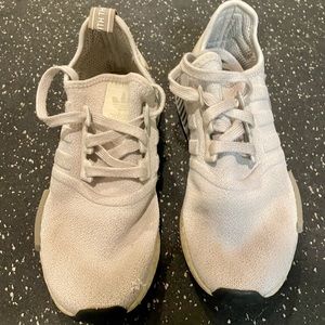 Adidas shoes nmds size 7